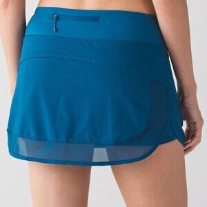 Lululemon Hotty Hot Skirt II Jet Set Blue size 8